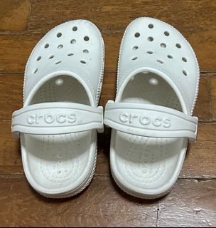 (Category: ) located in . Submitted by yw242 (Listing ID 1386159497, Image 1). Description: .