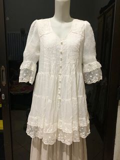 (Kategori: ) berada di . Dikirim oleh k3thriftshop (ID iklan 1386166035, Gambar 1). Deskripsi: .