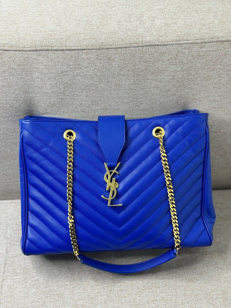 YSL TOTE (Category: Luxury Bags & Wallets) located in Cavite. Submitted by purgingmycloset888 (Listing ID 1386138607, Image 1). Description: With provided dustbag.