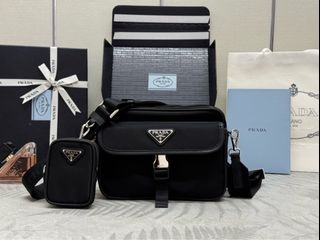 （分類：）位於 。 由 santanaev 提交（商品編號 1386291846，圖片 1）。簡介： 。