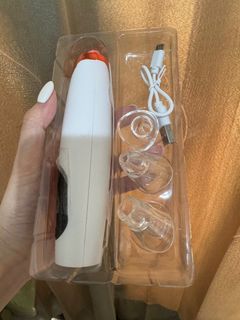 由 wendy931996 (刊登 ID 1386232870，圖片 1) 提交，位於 的 (類別：)，說明：。
