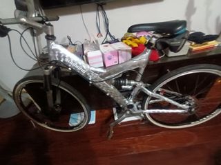 由 a09322191311337 (刊登 ID 1386235372，圖片 1) 提交，位於 的 (類別：)，說明：。