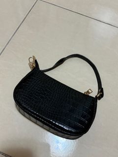 由 becky9512279789 (刊登 ID 1386377812，圖片 1) 提交，位於 的 (類別：)，說明：。