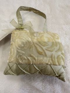 由 chiangpiyu06349 (刊登 ID 1386396613，圖片 1) 提交，位於 的 (類別：)，說明：。