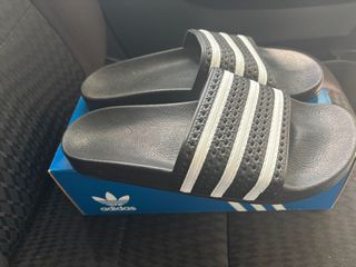 (Category: ) located in . Submitted by ruang.preloved (Listing ID 1386369412, Image 1). Description: .