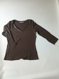 (Kategori: ) berada di . Dikirim oleh preloved_relove8 (ID iklan 1386301899, Gambar 1). Deskripsi: .