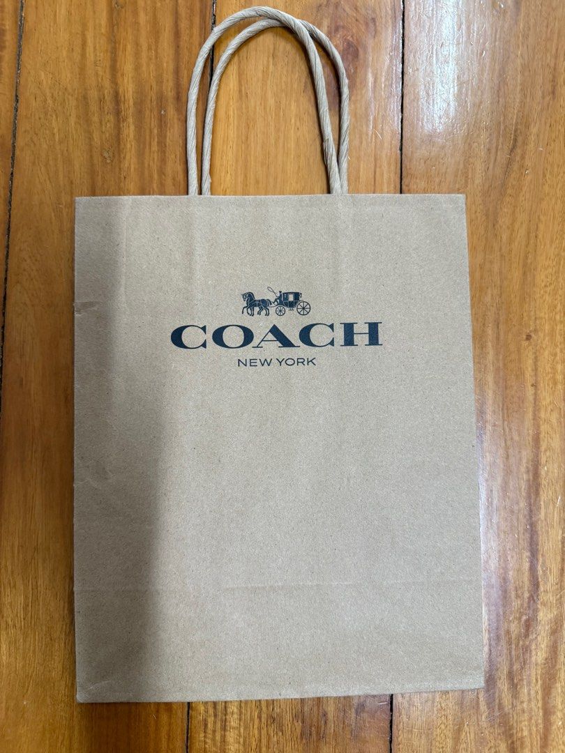 Authentic Coach Paper Gift Bag (Category: Luxury Bags & Wallets) located in Manila. Submitted by a.c.shop (Listing ID 1386269561, Image 1). Description: Pls see pic for the sides edge.