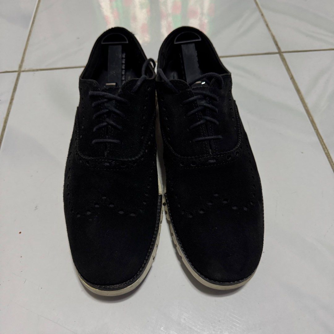 Authentic Cole Haan Zerogrand (Category: Casual Shoes) located in Rizal. Submitted by x2per1021 (Listing ID 1386315671, Image 2). Description: Size 9M.