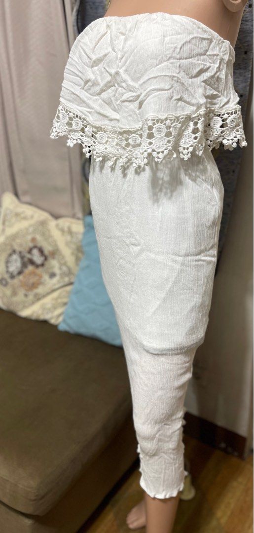 Beautiful tube dress (Category: Dresses) located in Makati City. Submitted by lenibjayson (Listing ID 1386386730, Image 2). Description: Perfect for beach or pool parties or put on a cover & it can be used for formal events .