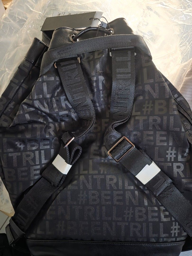 Beentrill Drawstring Backpack (Category: Backpacks) located in Singapore. Submitted by fatteebb (Listing ID 1386287830, Image 2). Description: 100% authentic Brand new with tag Original $128+ Good for gifting Comes with 2 front pocket as well Free delivery to your doorstep Size: 40cm by 42cm, base about 20cm.