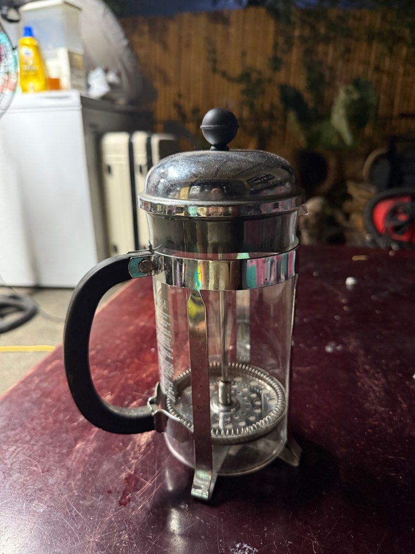 Bodum + Starbucks French Press (Category: Coffee Machines & Makers) located in San Juan, La Union. Submitted by nicaaas (Listing ID 1386355107, Image 1). Description: Original Price Php 2,295 Stainless stell 8 cup french press Stainless steel mesh filter included.