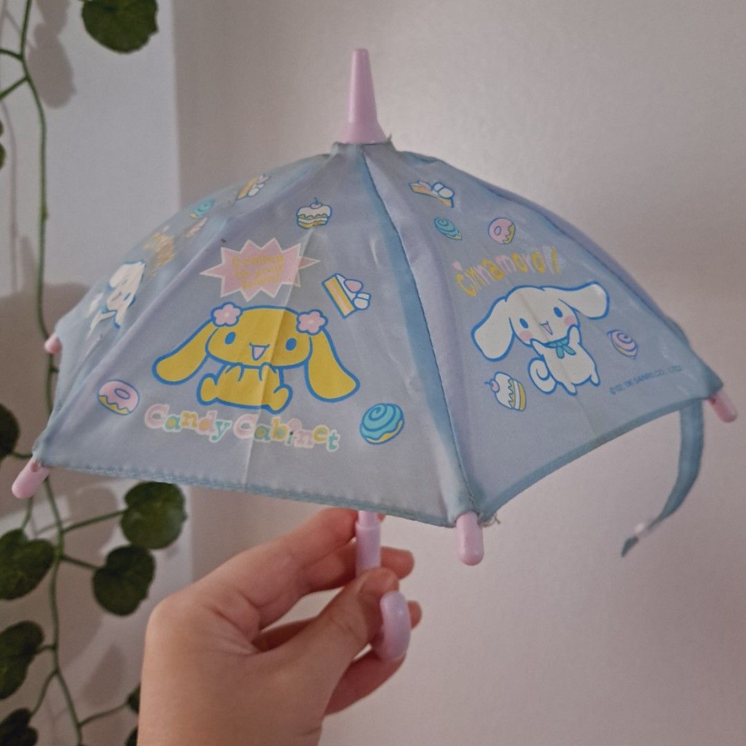 cinnamoroll mini umbrella 2006 anik anik (Category: Umbrellas) located in Pasig City. Submitted by girlypopthriftz (Listing ID 1386368725, Image 1). Description: .
