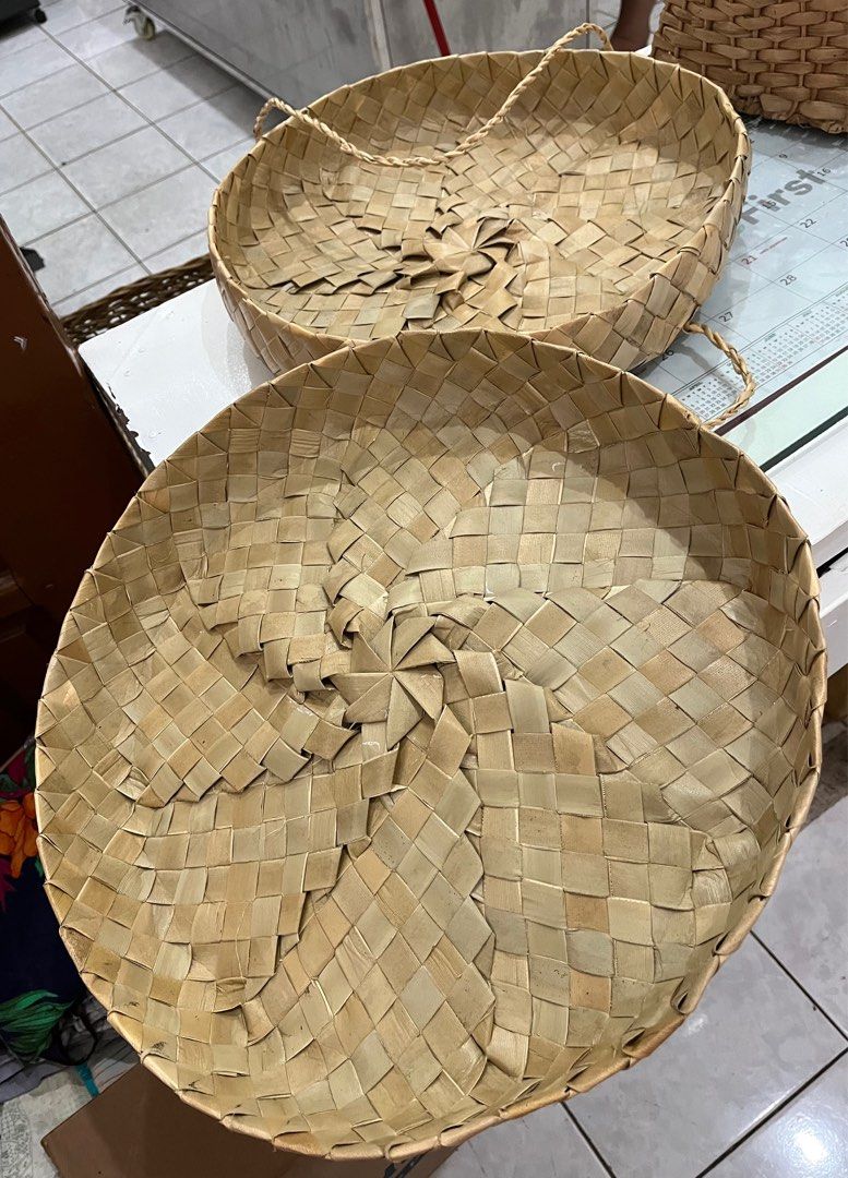 Covered native basket (Category: Storage Boxes & Baskets) located in Manila. Submitted by laurenstaste (Listing ID 1386335578, Image 2). Description: 16 inches diameter Used just once as container of sapinsapin .