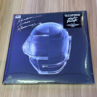 (Category: ) located in . Submitted by vinylvox (Listing ID 1386296613, Image 1). Description: .