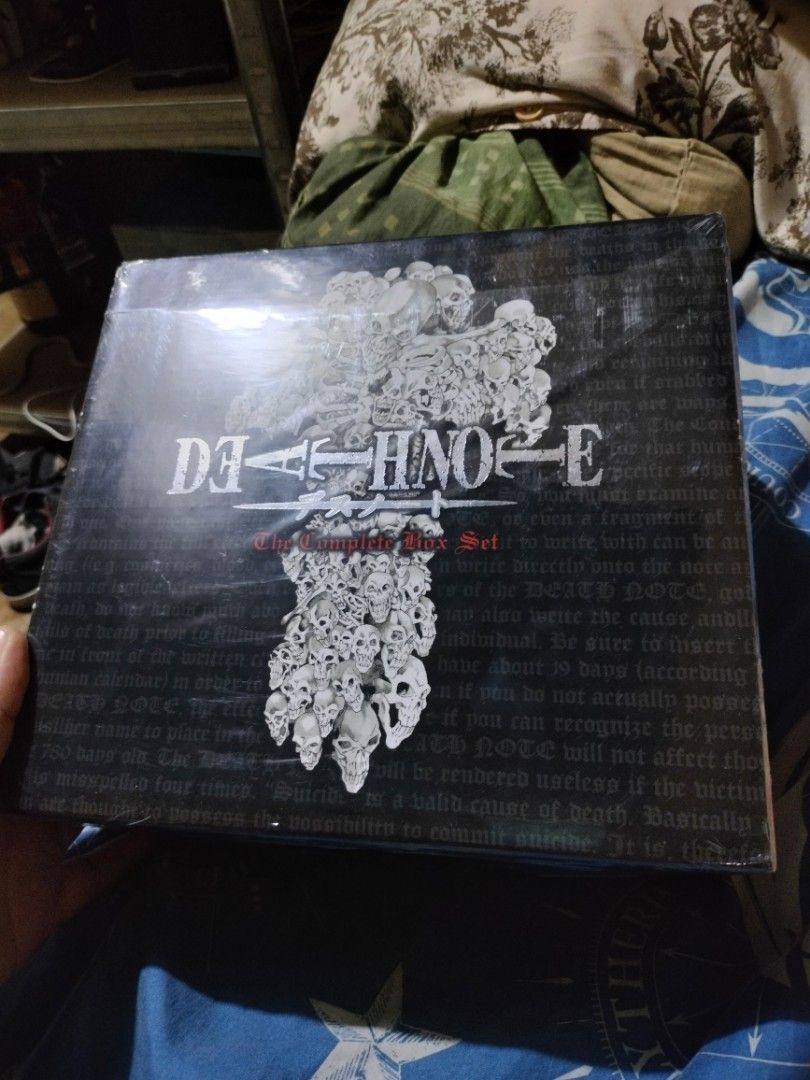 DEATHNOTE MANGA COMPLETE BOX SET SEALED AUTHENTIC (Category: Comics & Manga) located in Iloilo. Submitted by midori_toys (Listing ID 1386387735, Image 3). Description: DEATH NOTE COMPLETE BOX SET AUTHENTIC / ORIGINAL MANGA BOOK BRAND NEW SEALED.