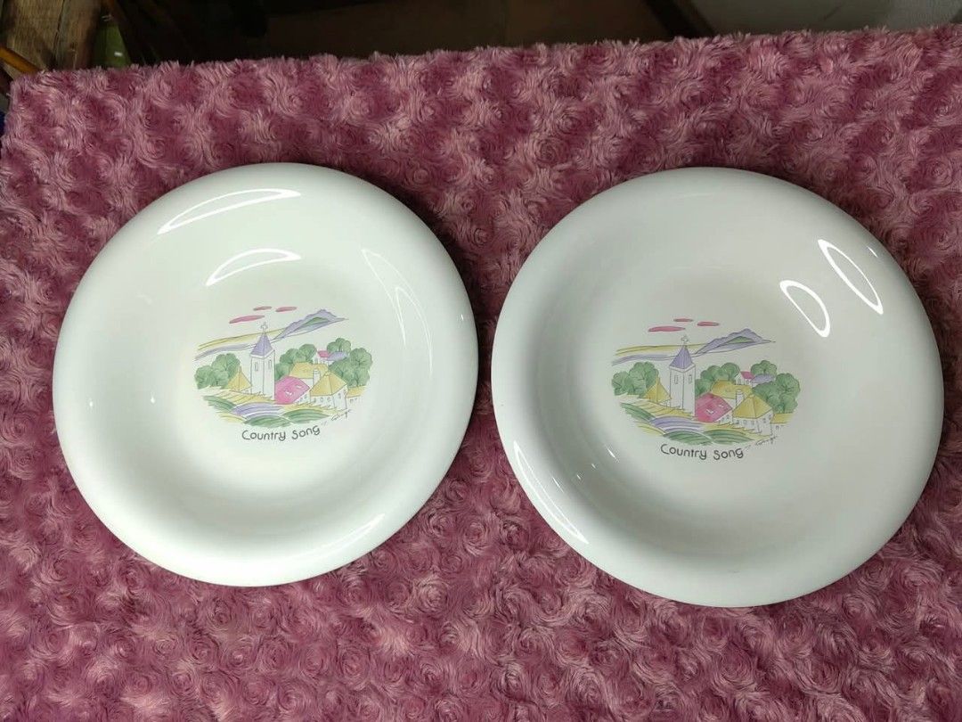 Deep Dish Plate Brand: Ivory House (Category: Other Kitchenware & Tableware) located in Cebu City. Submitted by dudes_villanueva (Listing ID 1386345137, Image 2). Description: Deep Dish Plate Brand: Ivory House 📌Good as New 📌Ceramic Plate 📐Measurement: 9x9x1.5 inches.
