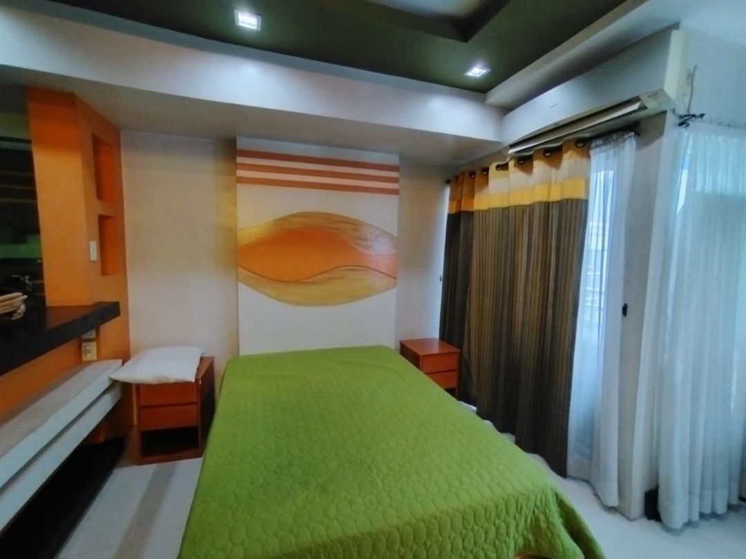 Elegant Studio Type Unit at Fort Palm Spring (Category: Apartments & Condos) located in Manila. Submitted by call_09053601049 (Listing ID 1386272646, Image 1). Description: 🏢 FOR LEASE – Spacious Studio Unit at Fort Palm Spring, BGC 📍 Fort Palm Spring, Bonifacio Global City This spacious 37 sqm unit on the 23th floor of Fort Palm Spring offers a comfortable and modern living space located in a prime area, the unit is perfect for those looking f