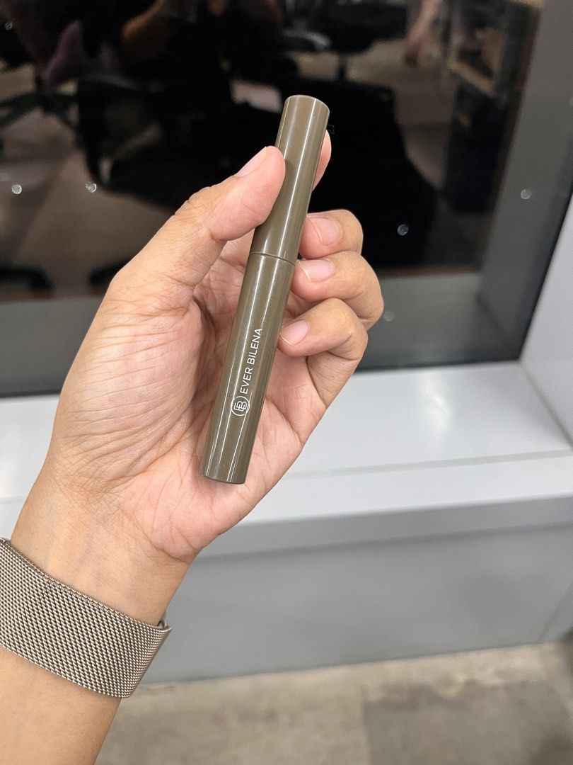Ever Bilena Brow Fix -Taupe Shade (Category: Makeup) located in Pasig City. Submitted by chayfee.girl (Listing ID 1386394347, Image 1). Description: Used twice only RFS: wala namang time maglagay every morning. Malelate na lagi.