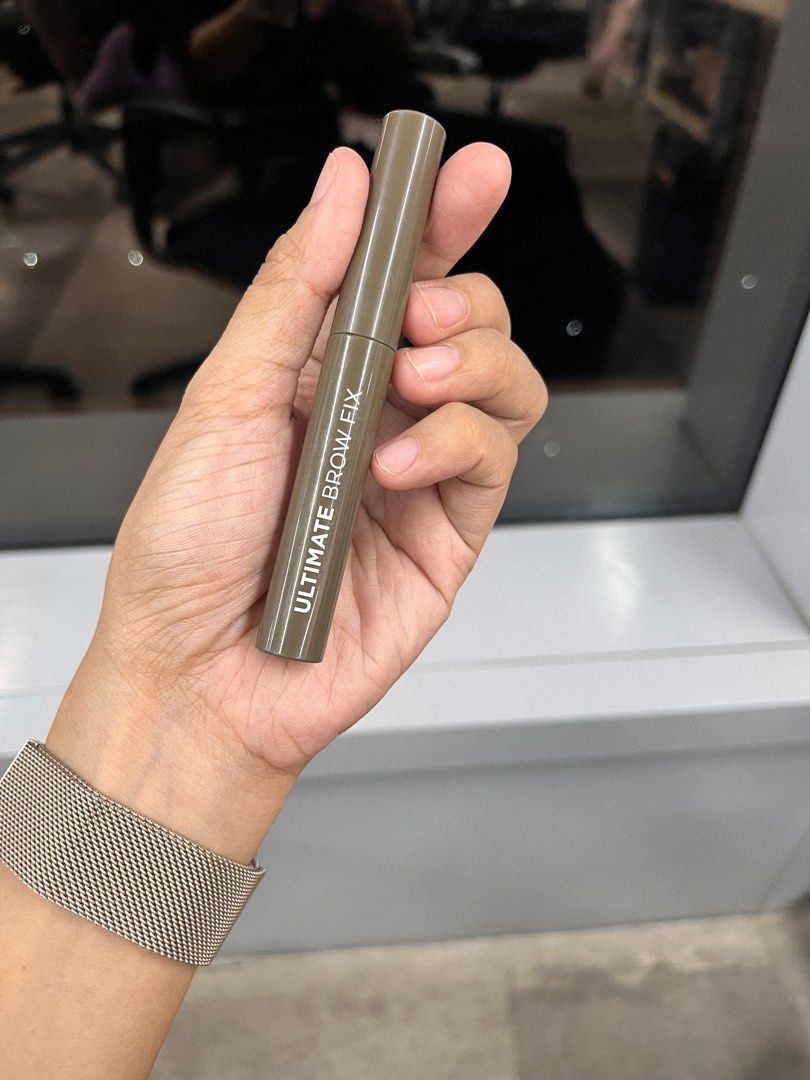 Ever Bilena Brow Fix -Taupe Shade (Category: Makeup) located in Pasig City. Submitted by chayfee.girl (Listing ID 1386394347, Image 2). Description: Used twice only RFS: wala namang time maglagay every morning. Malelate na lagi.