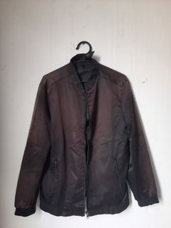 (Kategori: ) berada di . Dikirim oleh amronbadrz (ID iklan 1386398064, Gambar 1). Deskripsi: .