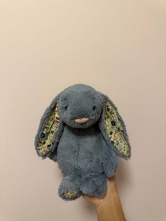 (Category: ) located in . Submitted by renxiangs (Listing ID 1386360786, Image 1). Description: .