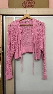 (Category: ) located in . Submitted by tashopreloved (Listing ID 1386249387, Image 1). Description: .