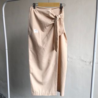 (Kategori: ) berada di . Dikirim oleh by.nara (ID iklan 1386384976, Gambar 1). Deskripsi: .