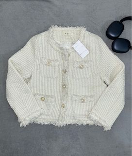 (Kategori: ) berada di . Dikirim oleh preloved.barangkuu (ID iklan 1386372721, Gambar 1). Deskripsi: .
