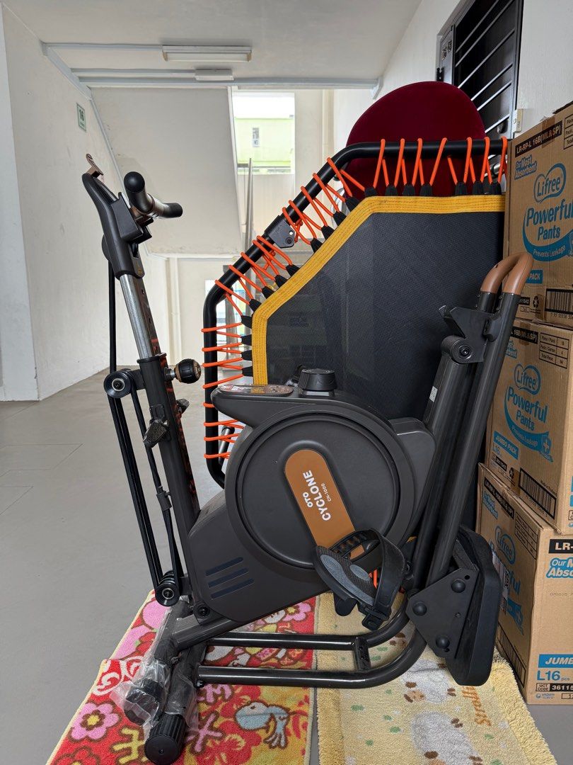 OTO Cyclone ON-1000 Exercise Bike, Sports Equipment, Exercise