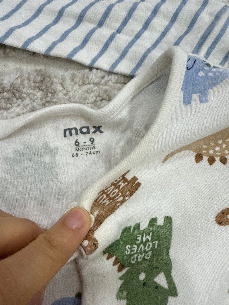 Pyjamas combo (Category: Babies & Kids Fashion) located in Kuala Lumpur. Submitted by drapebyme (Listing ID 1386315166, Image 3). Description: .