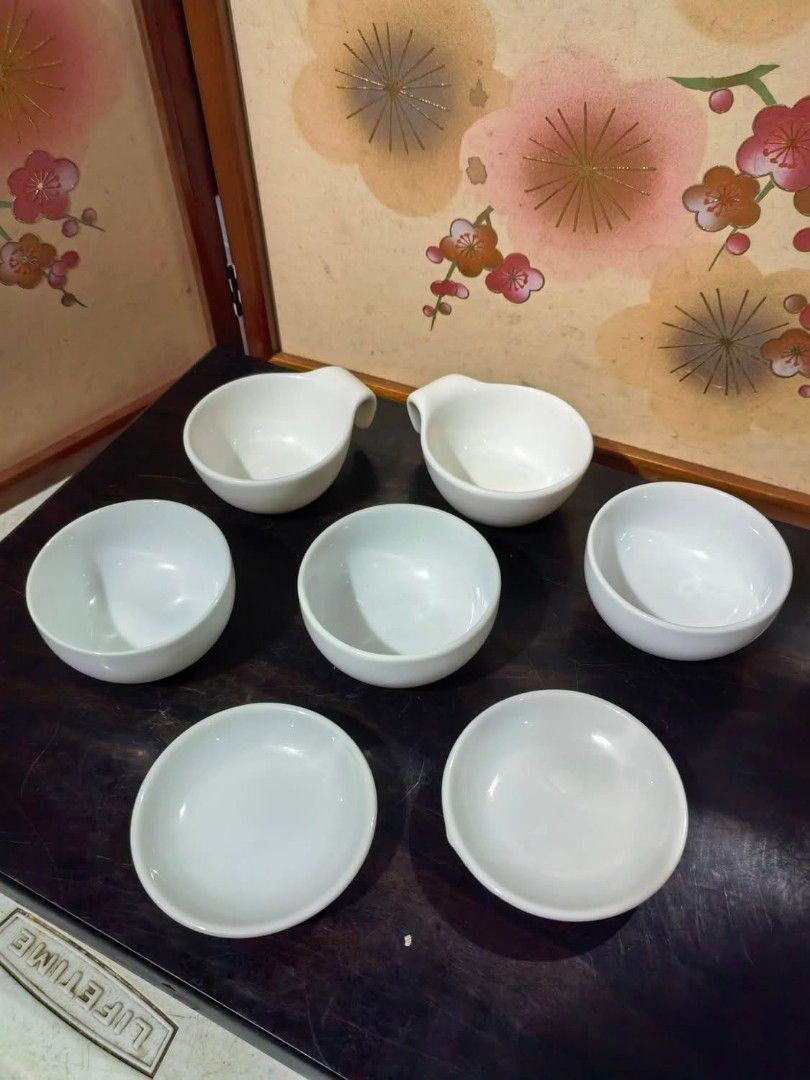 Ramekins Take All (Category: Other Kitchenware & Tableware) located in Cebu City. Submitted by dudes_villanueva (Listing ID 1386353313, Image 2). Description: Ramekins Material: Ceramic 7 Pcs. Total.