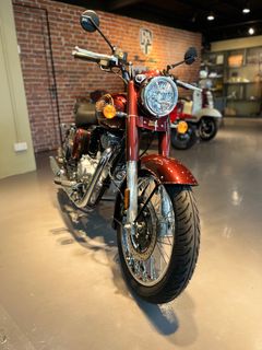 (Category: ) located in . Submitted by Premium.Moto (Listing ID 1386283908, Image 1). Description: .