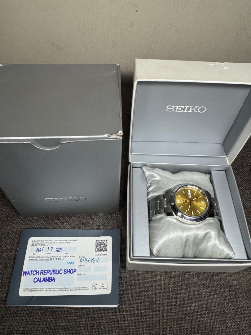SEIKO Sports SNKK13K1 Automatic (Category: Men's Watches) located in Caloocan City. Submitted by angebelena (Listing ID 1386319219, Image 1). Description: SEIKO Sports SNKK13K1 Automatic For Men 9/10 condition Complete with box,manual, card, extra links Bought Last May 2025 ₱3,700 Fixed na North Caloocan area. Willing to meetup around QC Fairview/ SM SJDM or hatid ko sa Location nyo add nalang Del. Fee. Thanks and Godbless😇.