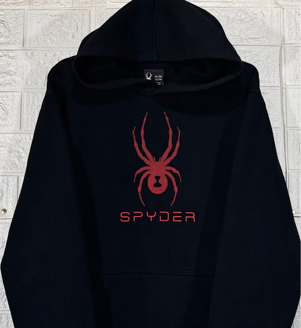 Spyder (Category: Coats, Jackets and Outerwear) located in Penaranda. Submitted by jaymrmos (Listing ID 1386219447, Image 3). Description: Brand: SPYDER Condition: EXCELLENT Sise fit sa s to semi m Color Rate:8.5/10 Dimension: L =25 W=19.5 Issue:NONE.