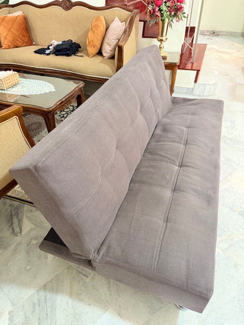 SSF SOFA BED (Category: Sofas) located in Cheras. Submitted by redrubysa (Listing ID 1386217708, Image 1). Description: SSF SOFA BED GOOD CONDITION TIADA TERKOYAK ATAU TERKOPEK CUMA ADA KESAN DUDUK ( refer gambar) HARGA ASAL RM1000 Selling cheap sebab perlukan ruang yang lebih luas untuk anak anak LALAMOVE OR SELF PICKUP BANDAR TUN HUSSEIN ONN CHERAS.