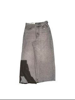 (Category: ) located in . Submitted by manthrift.y (Listing ID 1384399666, Image 1). Description: .