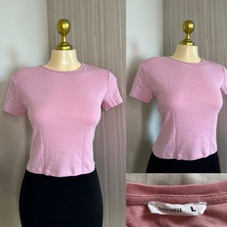 (Category: ) located in . Submitted by averysboutiqueonfb (Listing ID 1386298119, Image 1). Description: .