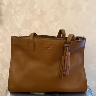 (Category: ) located in . Submitted by glam4less (Listing ID 1386258058, Image 1). Description: .