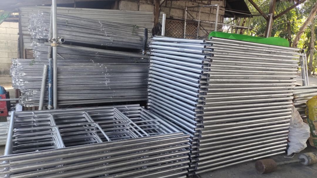 U-Head for Rent (Category: Construction & Building Materials) located in Quezon City. Submitted by herez.esteban (Listing ID 1386294400, Image 2). Description: For our immediate response for your inquiries, you my reach us at 09268992470 available items for Rent Adjustable U-Head Adjustable Base jack Scaffoldings Catwalk Ladder Shoring jack GI Pipe Swivel/Fixed Clamp and other Scaffolding Accessories.