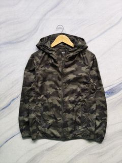 (Kategori: ) berada di . Dikirim oleh thrifting.mind (ID iklan 1386248210, Gambar 1). Deskripsi: .