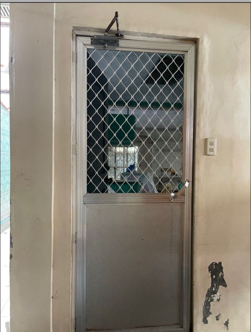 Used Doors with Knobs (Category: Locks, Doors & Gates) located in Quezon City. Submitted by kat3n (Listing ID 1386381631, Image 2). Description: Dama Window And doors 🚪 sizes Small : 76x77 (2 sets for toilet windows with screen ) 76x 80 ( 1 set ) Big : 156x 117 (5 sets ) 156 x 118 (1 set) 156 x 119 (1 set 156 x 78 (1 set ) 117x 76 (2 sets ) 13 total window sets Sliding Glass door with steel frame 240x 230 ( 2 sets ) Bath enclosure W 137 x H 196 