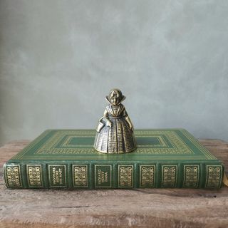 (Category: ) located in . Submitted by billis_vintage_finds (Listing ID 1386218971, Image 1). Description: .