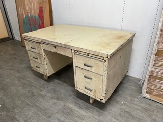 （分類：）位於 。 由 sclayplay29694 提交（商品編號 1386294179，圖片 1）。簡介： 。