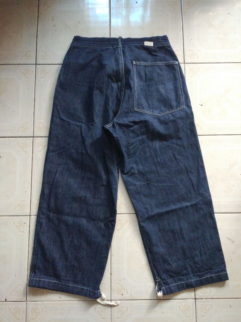 Workware Wide Pant 31.5 actual (Category: Trousers) located in Pasay City. Submitted by denimdude.ph (Listing ID 1386339308, Image 2). Description: .