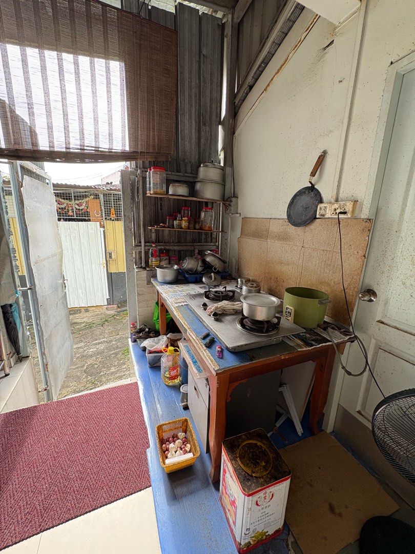 (Category: ) located in . Submitted by pungy (Listing ID 1386509774, Image 1). Description: .