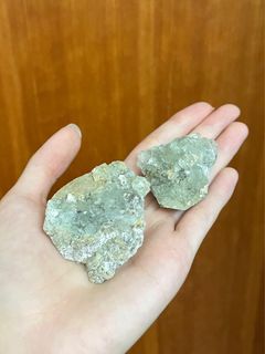 由 1yuiii._ (刊登 ID 1386499312，圖片 1) 提交，位於 的 (類別：)，說明：。