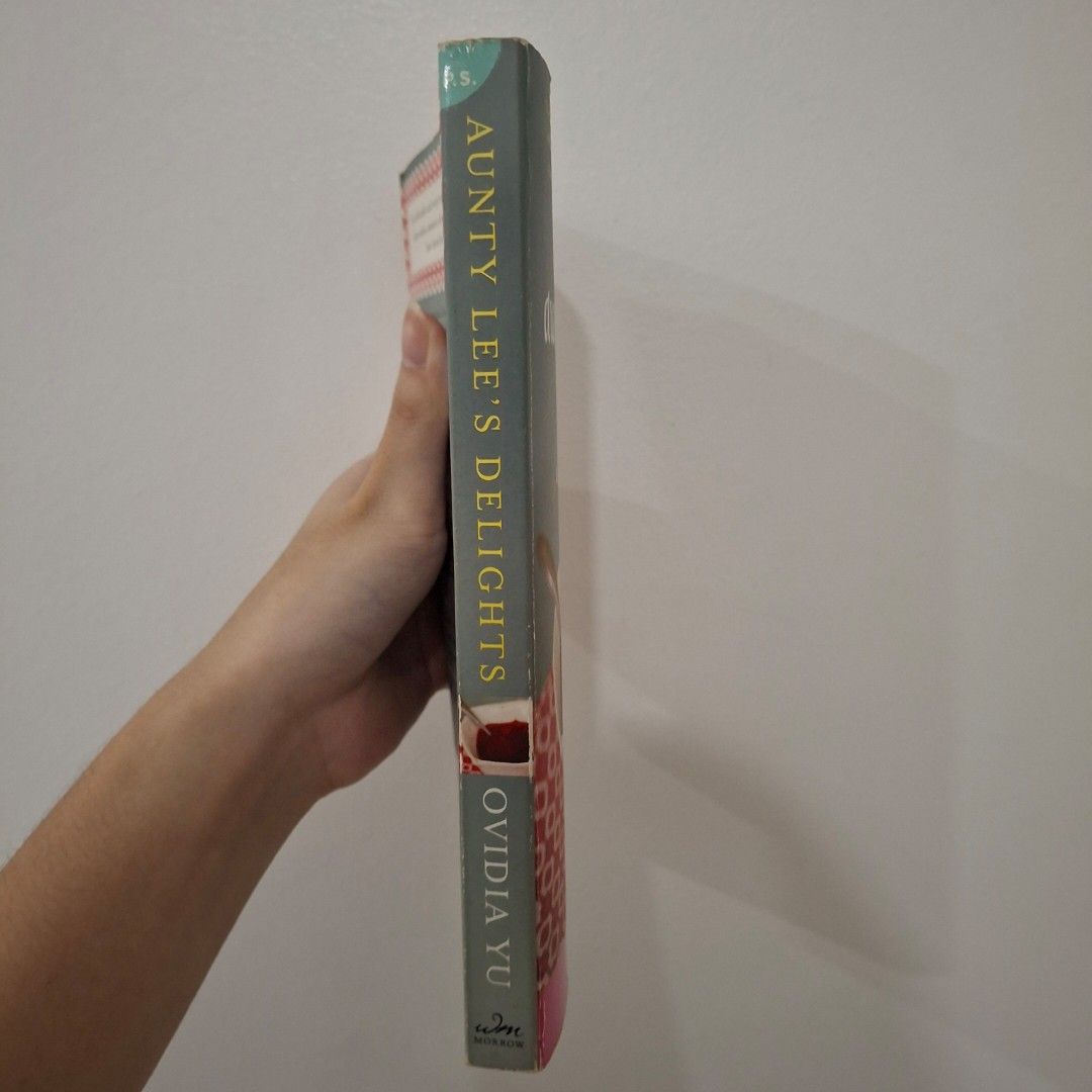 Aunty Lee's Delights by Ovidia Yu (Category: Storybooks) located in Paranaque City. Submitted by globalmaxima (Listing ID 1386499599, Image 3). Description: .