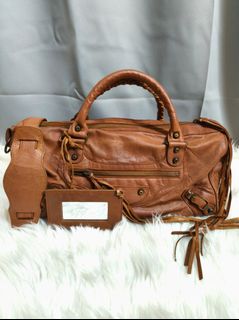 (Kategori: ) berada di . Dikirim oleh pejabatauthentic (ID iklan 1386481790, Gambar 1). Deskripsi: .