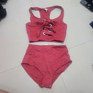 (Category: ) located in . Submitted by hellovallieee (Listing ID 1386429943, Image 1). Description: .