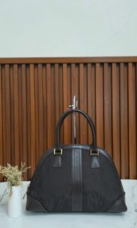 (Kategori: ) berada di . Dikirim oleh lestarievi21023 (ID iklan 1386436133, Gambar 1). Deskripsi: .
